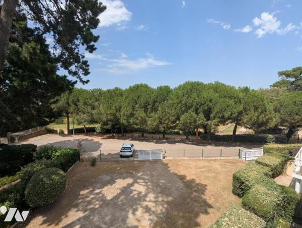 DERNIER ETAGE, APPARTEMENT 2 CHAMBRES VUE MER