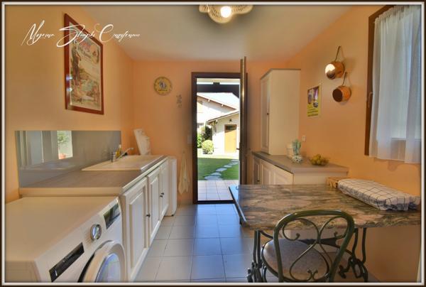 Maison Landaise à vendre 6 pièces de 153 m² (40) Soustons, commerces à pied, au calme.