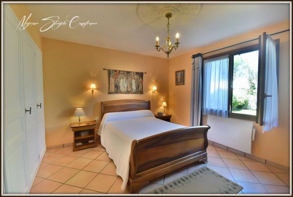 Maison Landaise à vendre 6 pièces de 153 m² (40) Soustons, commerces à pied, au calme.