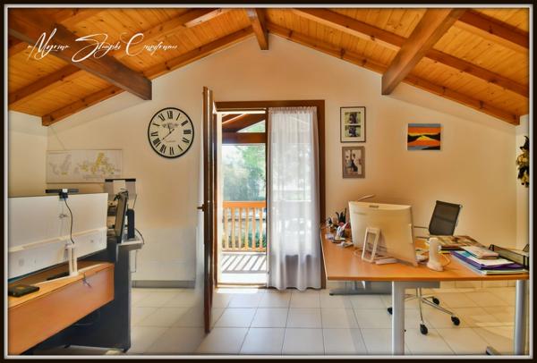 Maison Landaise à vendre 6 pièces de 153 m² (40) Soustons, commerces à pied, au calme.