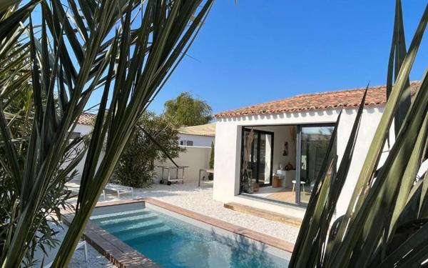 Maison à vendre    6 pièces •  Saint-Martin-de-Ré