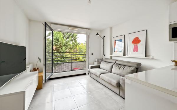 Appartement à vendre    2 pièces • 44,23 m2 Bondy