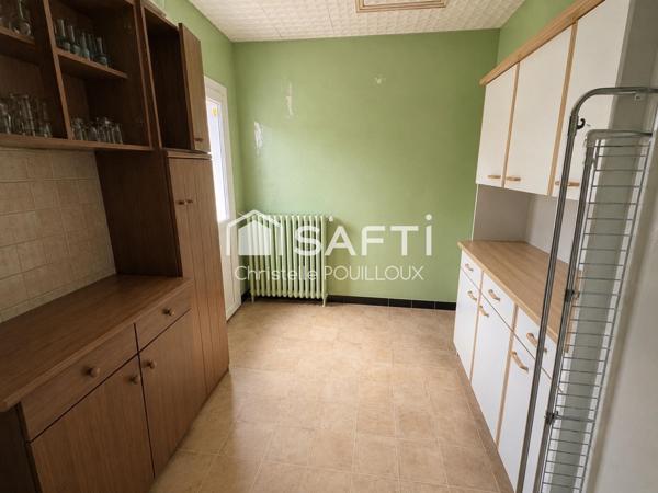 Pavillon de plain pied, 3 chambres, jardin et sous sol