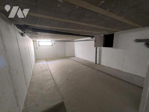 À Guichen, laissez-vous séduire par cette belle maison familiale de 1999 aux volumes généreux e...