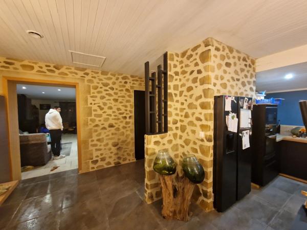 Maison à vendre 9 pièces ()