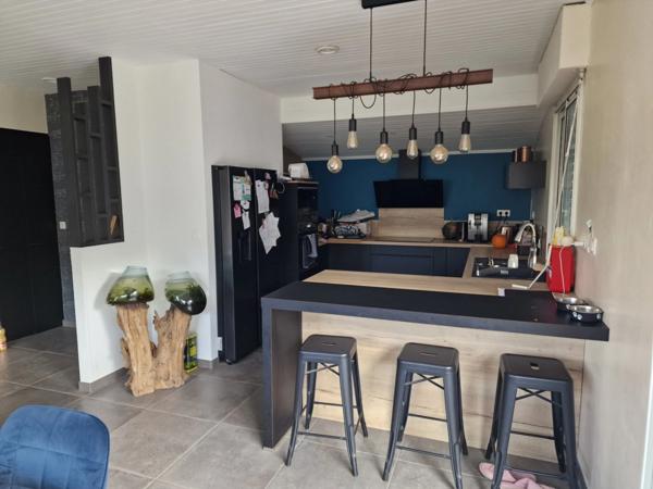 Maison à vendre 9 pièces ()