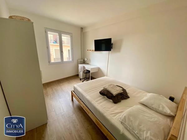 Appartement à louer 1 pièce 12m² Toulon (83000)