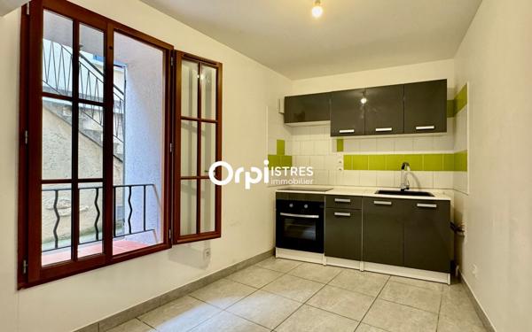 Maison à vendre    4 pièces •  Istres