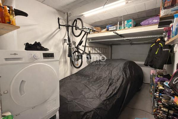 Maison 3 faces - 130 m2 - 5 chambres - Theza