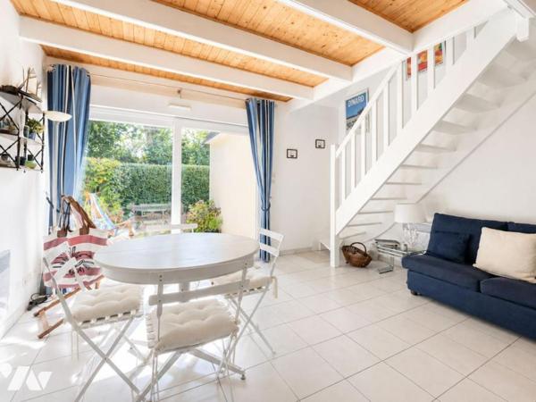 BEG MEIL – MAISON À 800 M DU BOURG ET PLAGES