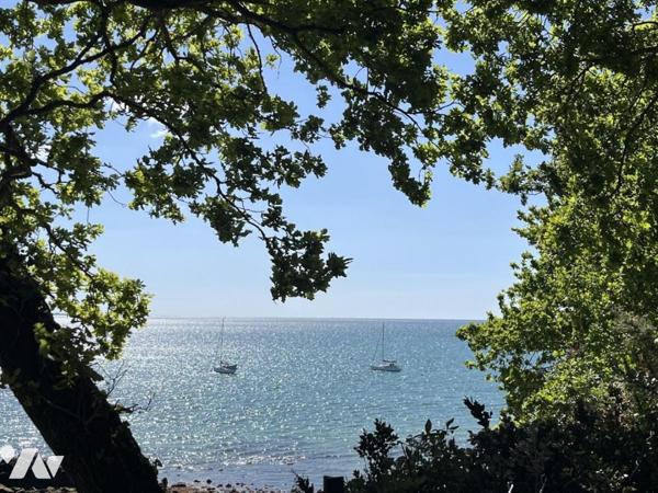 BEG MEIL – MAISON À 800 M DU BOURG ET PLAGES