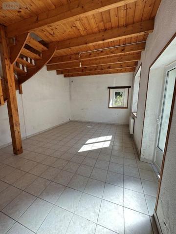 Maison de ville à vendre à Carhaix-Plouguer dans le Finistère (29270), ref : C0245