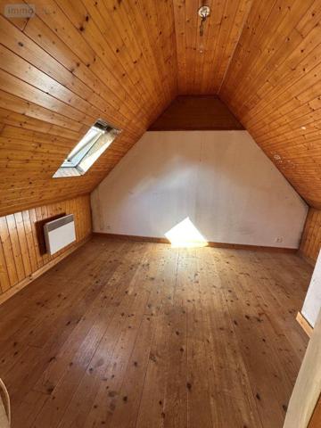 Maison de ville à vendre à Carhaix-Plouguer dans le Finistère (29270), ref : C0245