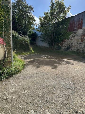 Maison de ville à vendre à Carhaix-Plouguer dans le Finistère (29270), ref : C0245