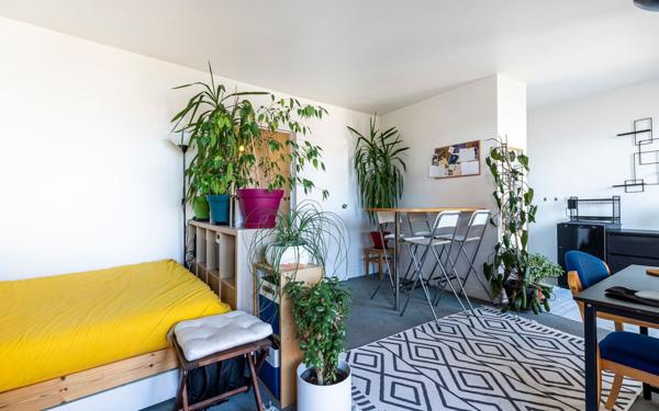 Appartement à vendre    1 pièce • 30,65 m2 Paris 13