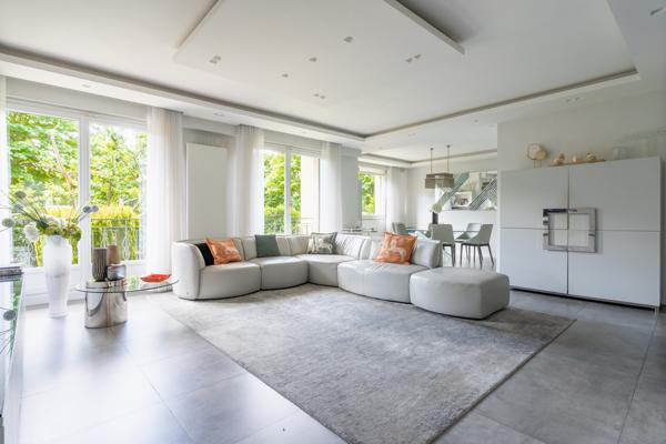 Appartement 5 pièces - 134 m² Exclusivité efficity