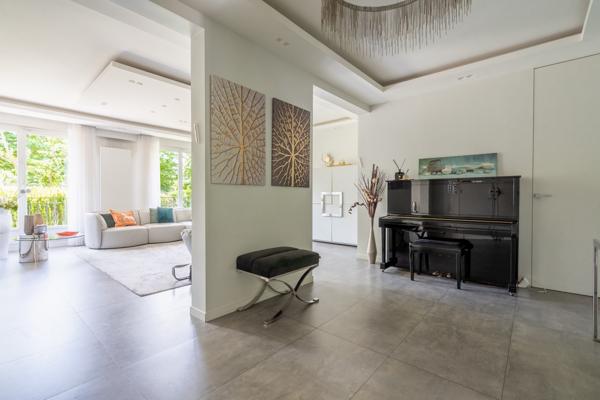 Appartement 5 pièces - 134 m² Exclusivité efficity