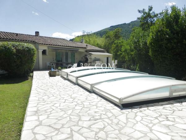 Maison 5 pièce(s) 3 chambre(s) 103 m²