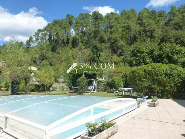 Maison 5 pièce(s) 3 chambre(s) 103 m²