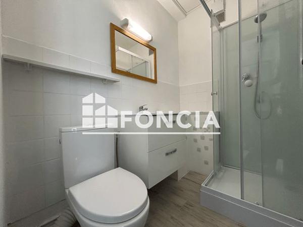 Location Studio 26.8 m² - 17 ET 19 RUE CROZALS Carcassonne 11000