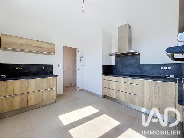 Maison à vendre 6 pièces 146 m² Pont-Saint-Esprit