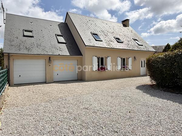 Vente
                Maison143 m² - 6 Pièces -
                    CARENTAN LES MARAIS (50500)