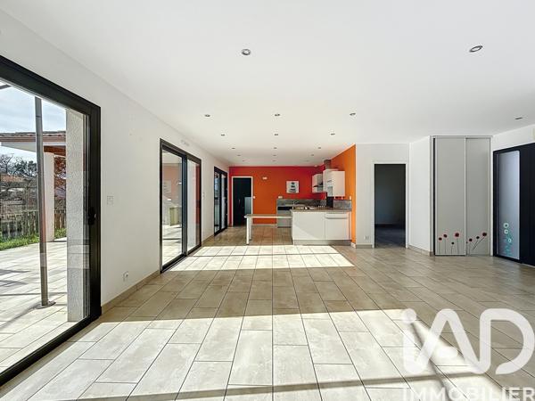 Maison à vendre 5 pièces 142 m² Soustons