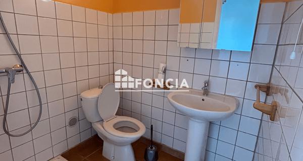 Location Appartement 2 pièces 31 m² - Orange 84100