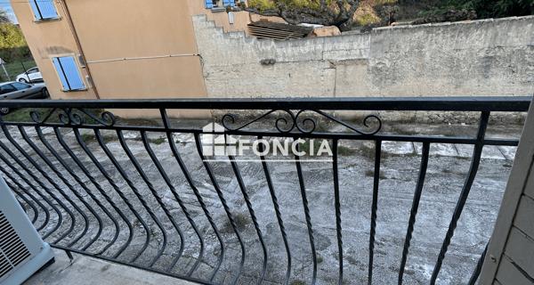 Location Appartement 2 pièces 31 m² - Orange 84100