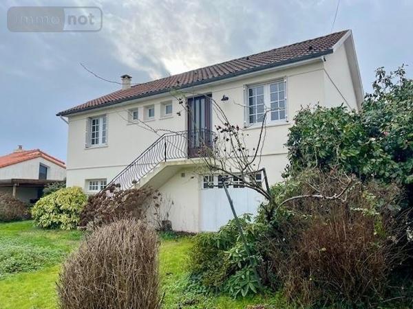 Maison à vendre à Saint-Philbert-de-Grand-Lieu en Loire-Atlantique (44310), ref : 44039-1788