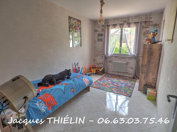 Maison familiale 5 chambres, prestations de qualité, état exceptionnel