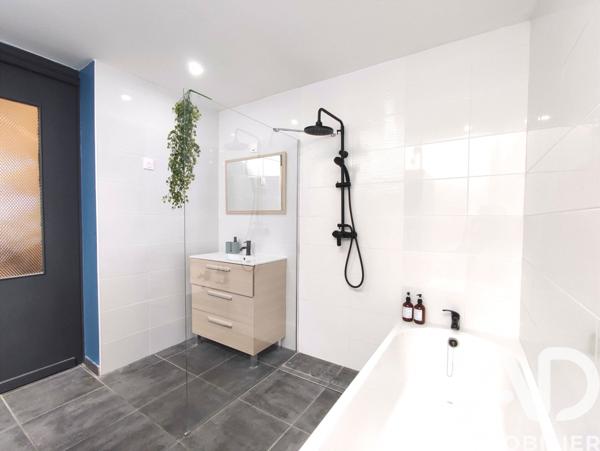 Location appartement 1 pièce 9 m² Marcq-en-Barœul