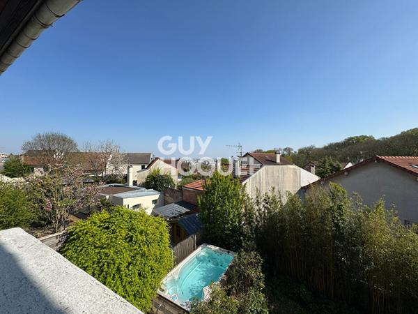 Maison Le Plessis Robinson 6 pièce(s) 150 m2