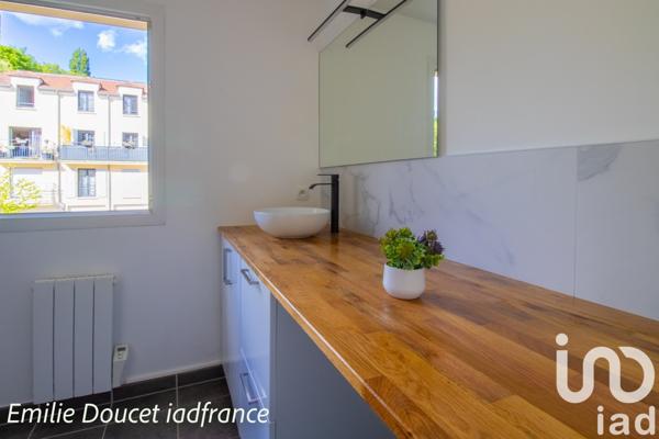 Appartement 3 pièces de 57 m² à Bièvres (91570)