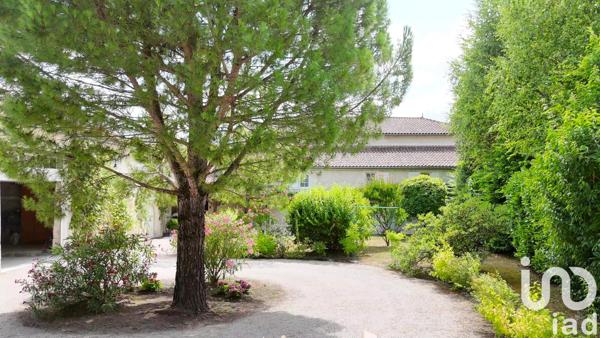 Maison à vendre 10 pièces 327 m² Pons