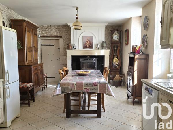 Maison à vendre 10 pièces 327 m² Pons