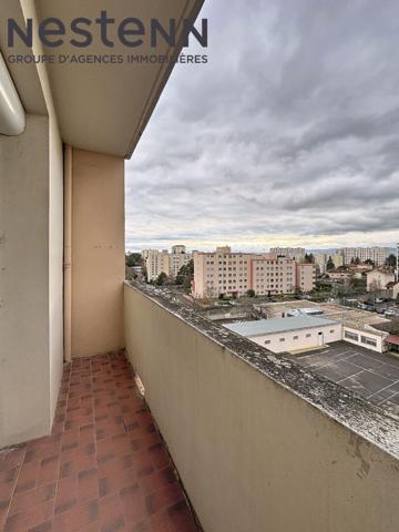 Appartement T4 - BALCON - MÉTRO CUIRE - PROXIMITÉ CROIX-ROUSSE - RÉNOVÉ