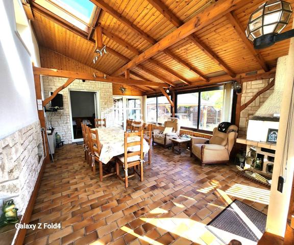 Maison de plain-pied de 164 m² sur 621 m² de terrain