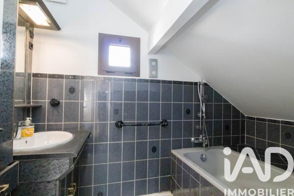 Maison à vendre 6 pièces 126 m² Ozoir-la-Ferrière