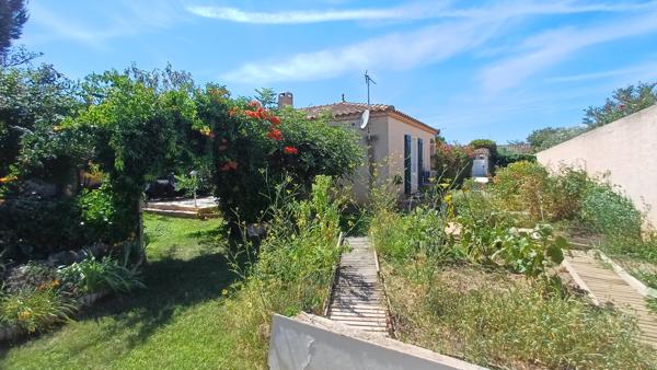 Sallèles-d'Aude (11590) À Sallèles-D'Aude, villa de plain pieds au calme