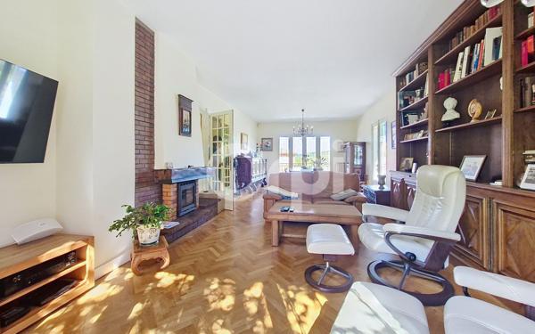 Maison à vendre    4 pièces •  Le Palais-sur-Vienne