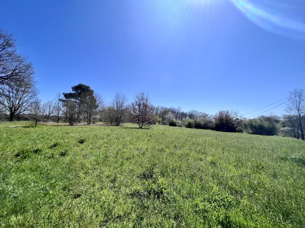 Terrain à vendre à Monsempron-Libos (47500) - Lot-et-Garonne