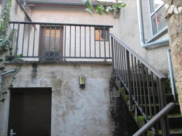 ENSEMBLE IMMOBILIER A FAVERNEY