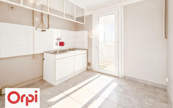 Appartement à vendre    3 pièces • 58 m2 Béziers