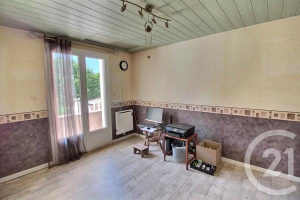 Maison à vendre  5 pièces - 97 m 2   PESSAC  - 33