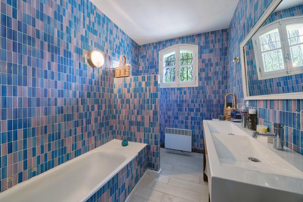 La Garde-Freinet (83680) Villa de Plain-Pied avec Vue Panoramique sur le Golfe de Saint-Tropez - Vente Exceptionnelle