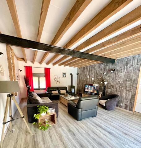 Longère pleine de charme entièrement rénovée.