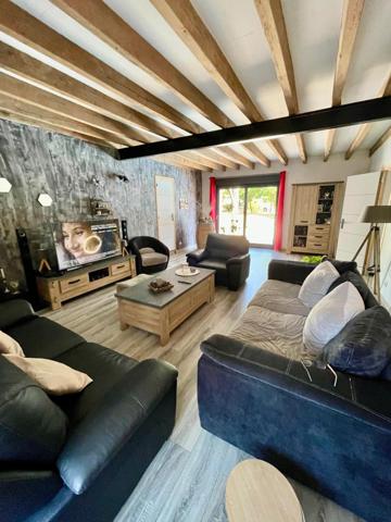 Longère pleine de charme entièrement rénovée.