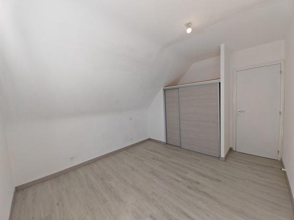 Maison Elven 4 pièce(s) 102 m2 , Elven