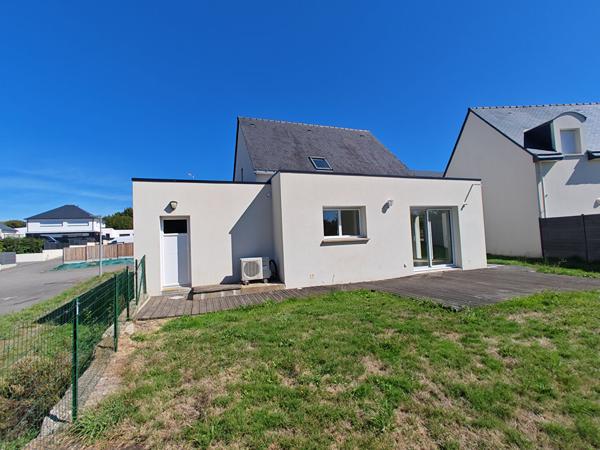Maison Elven 4 pièce(s) 102 m2 , Elven